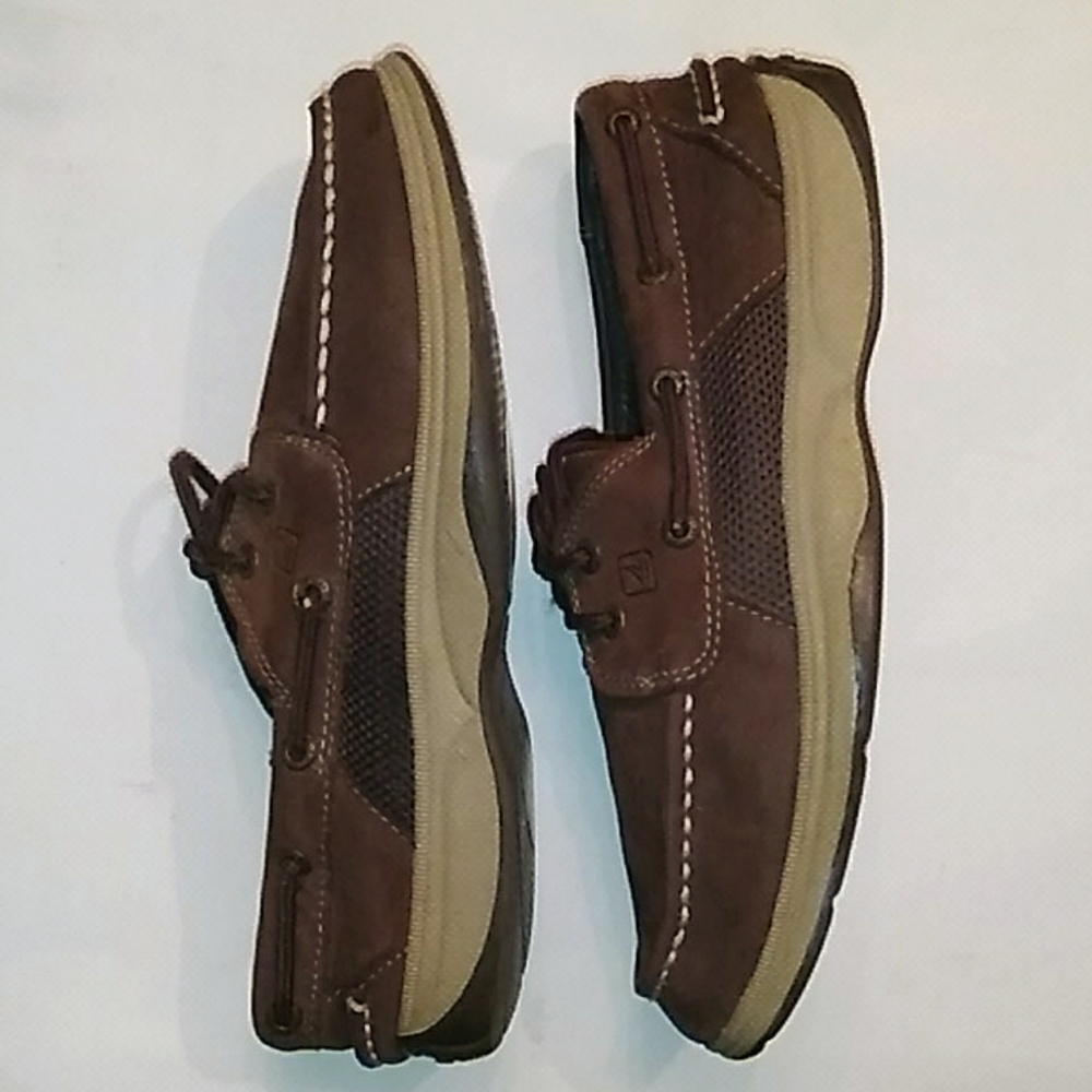 Sperry boat shoes